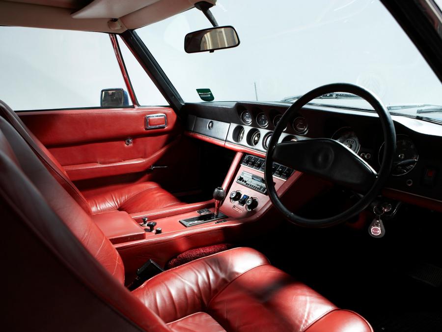 Интерьер Jensen Interceptor III 1971 года  (UK) (фото 11 из 14)